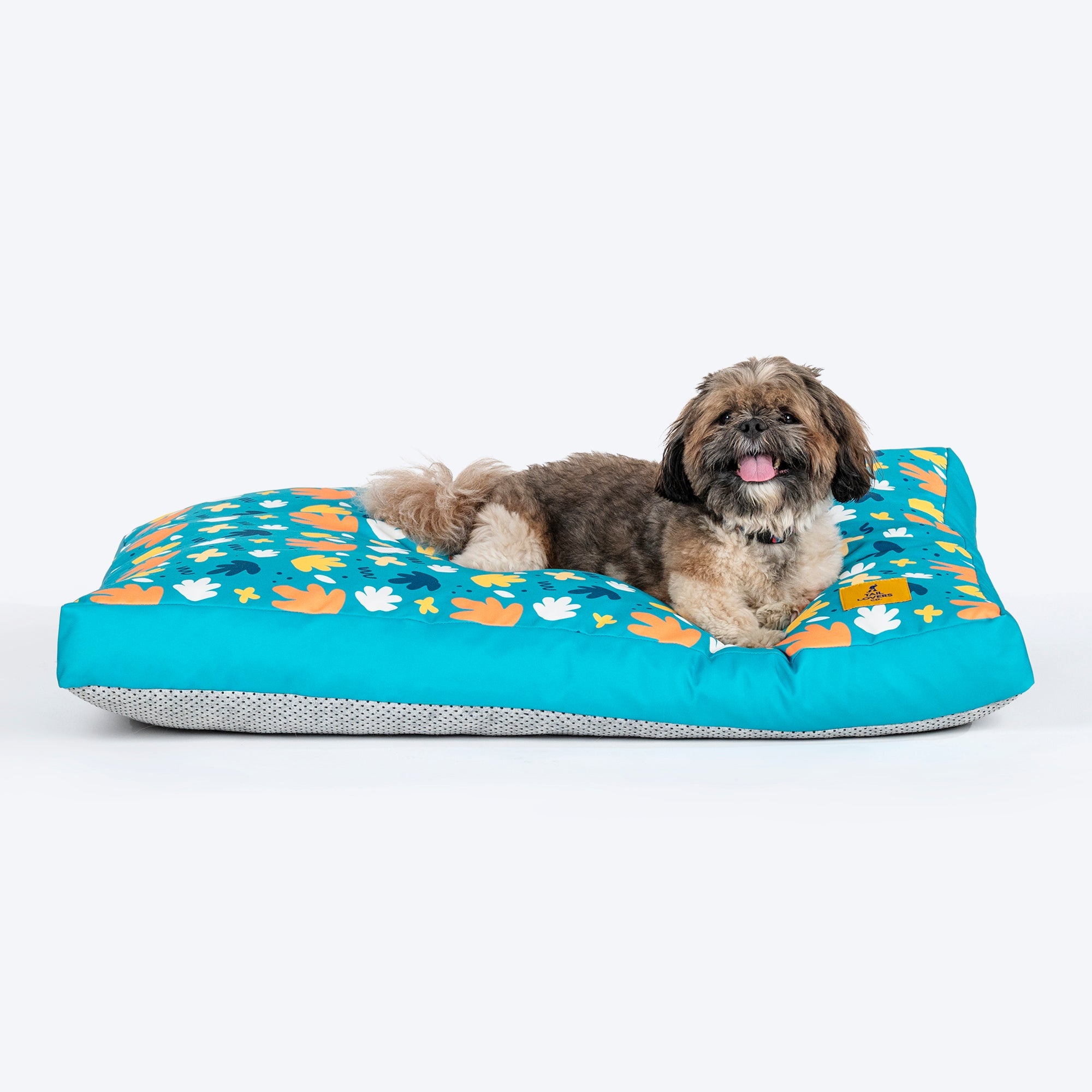 TLC Leaf Labyrinth Flat Haven Bed For Dog - Blue